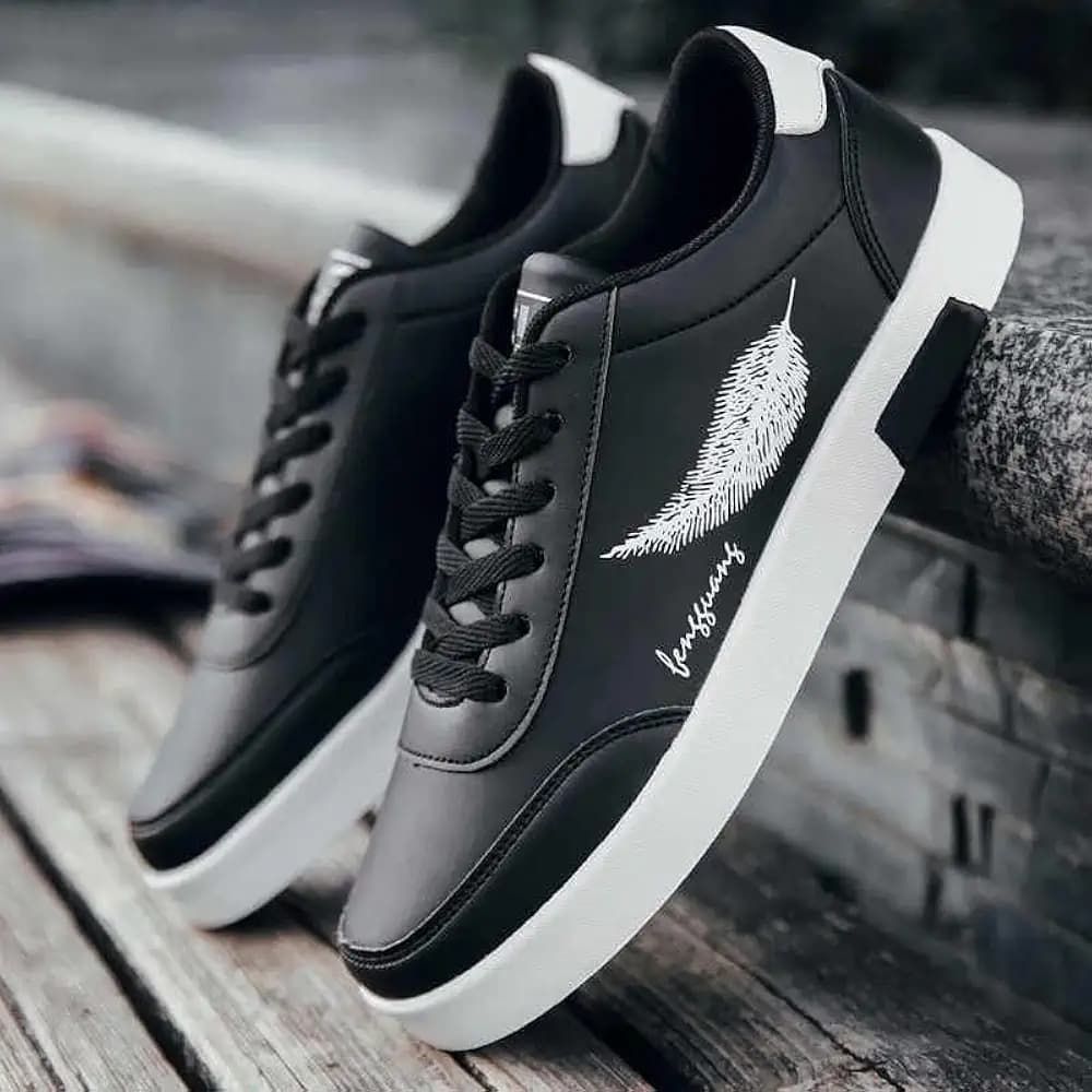 Trending Sneaker Shoes for Men (Black)